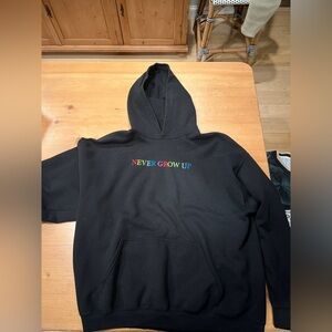 Baylen Levine Never grow up hoodie, XL